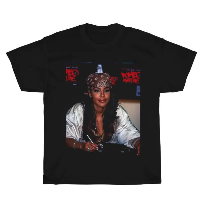 Aaliyah Vintage Graphic Unisex Shirt Bootleg Rap Design Crew Neck T-Shirt, Hip-Hop Merchandise, Rap Gift for Him Her