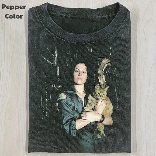 Aliens Vintage Graphic Tee, Ellen Ripley With Cat T-Shirt, Movies Tee, Unisex Meme Cringe Funny Dumb Shirt, Menswear Womenswear Streetwear Cotton Comfort