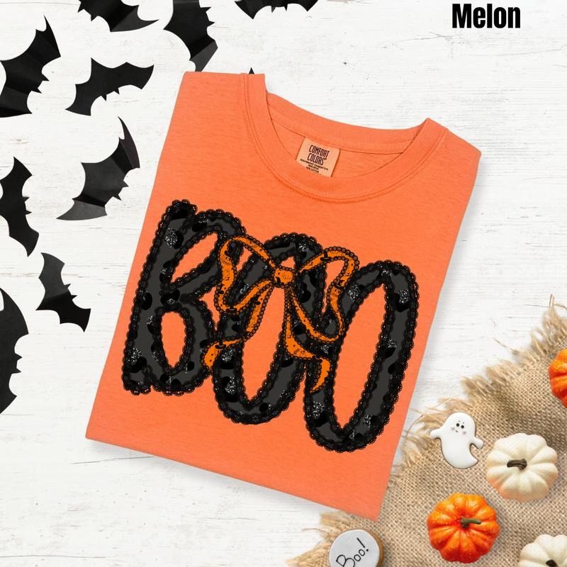 Black Lace BOO Comfort Colors T-Shirt 'NLB'