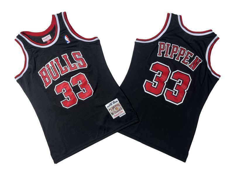 Chicago Bulls #33 Scottie Pippen Bulls 33 # Black 97-98 Season Mitchell Retro Jersey -- Scottie . Pippen Style 1