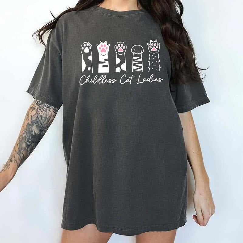 Childless Cat Ladies Vintage Shirt, Cat Paw Print Graphic Printed Tee, Childfree by Choice Tee Women Power Graphic Printed Tee, Women Fights Shirt, Funny Cat Gift, Comfy Fabric Graphic Tee, Women's Tops, Cotton Fabric Relaxed Style