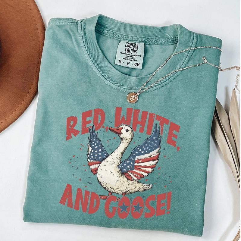 Comfort Colors Patriotic Goose Shirt, 4th Goose Shirt, Retro 4th of July Gift, America Coquette T-Shirt, Funny July 4th Shirt, Independence Day Tee