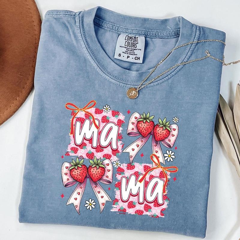 Comfort Colors Summer Strawberry Mama T-Shirt, Strawberry Shirt, Trendy Coquette Mama Tee, Mothers Day Gift