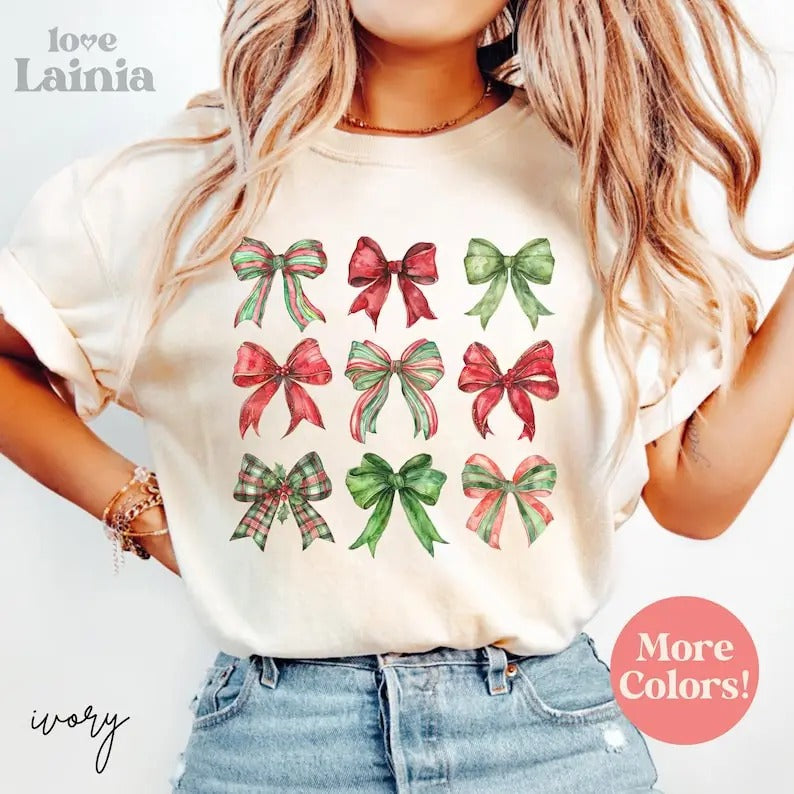 Coquette Christmas Bow Shirt, Christmas Shirt, Holiday Sweatshirt, Cute Winter Shirt, Women's Holiday Party Shirt, Retro Christmas