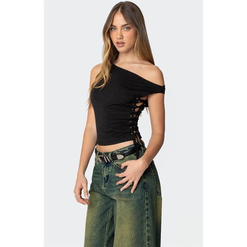 Edikted Women's Angi Asymmetric Top