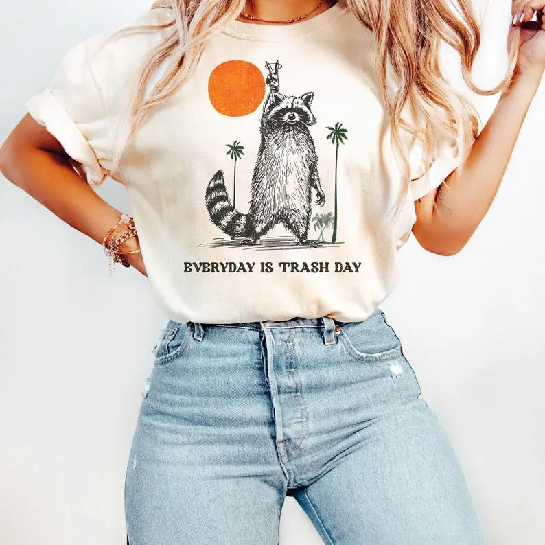 Everyday Is Trash Day Raccoon Meme Tshirt, Retro Sunset Tee, Cool Style Raccoon Shirt, Distressed Meme T-Shirt,Funny Raccoon Meme Womenswear Casual