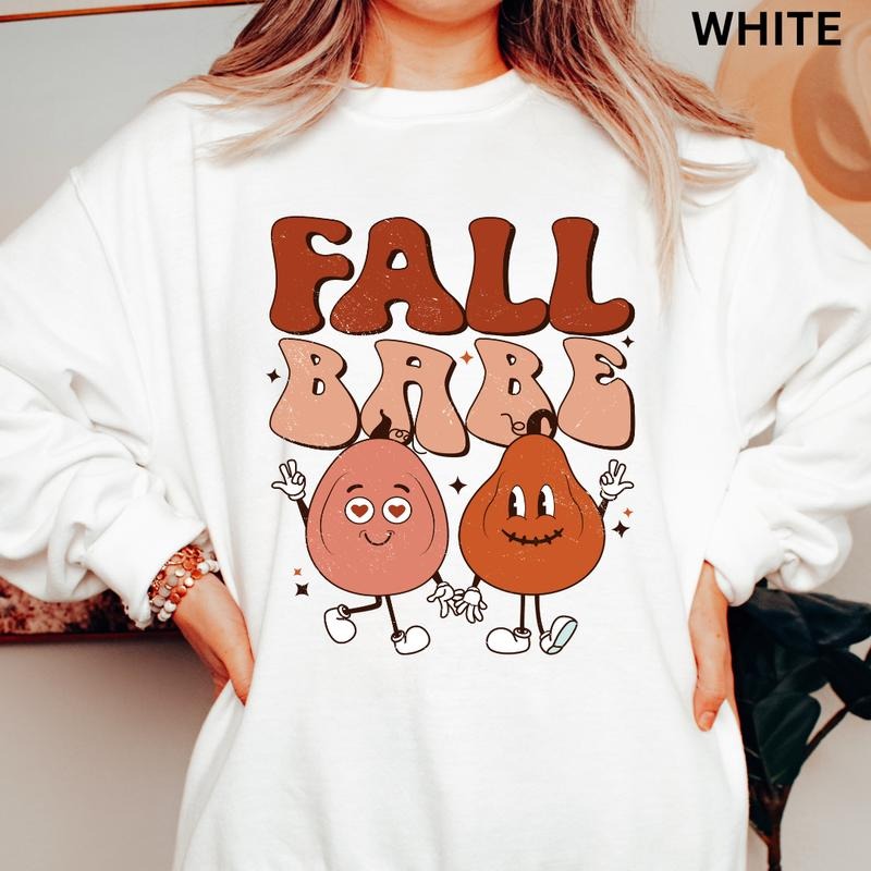 Fall Crewneck Sweatshirt, Fall Babe #2 Crewneck, Retro Sweatshirt Graphic Oversized Halloween Graphic Crewneck, Cotton Pullover Spooky Season Sweater