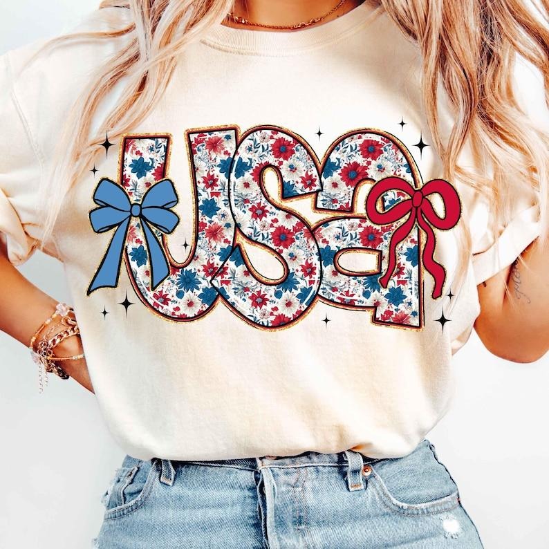 Floral Coquette USA Bow Retro America 4th of July Independence Day Patriotic Shirt T-Shirt