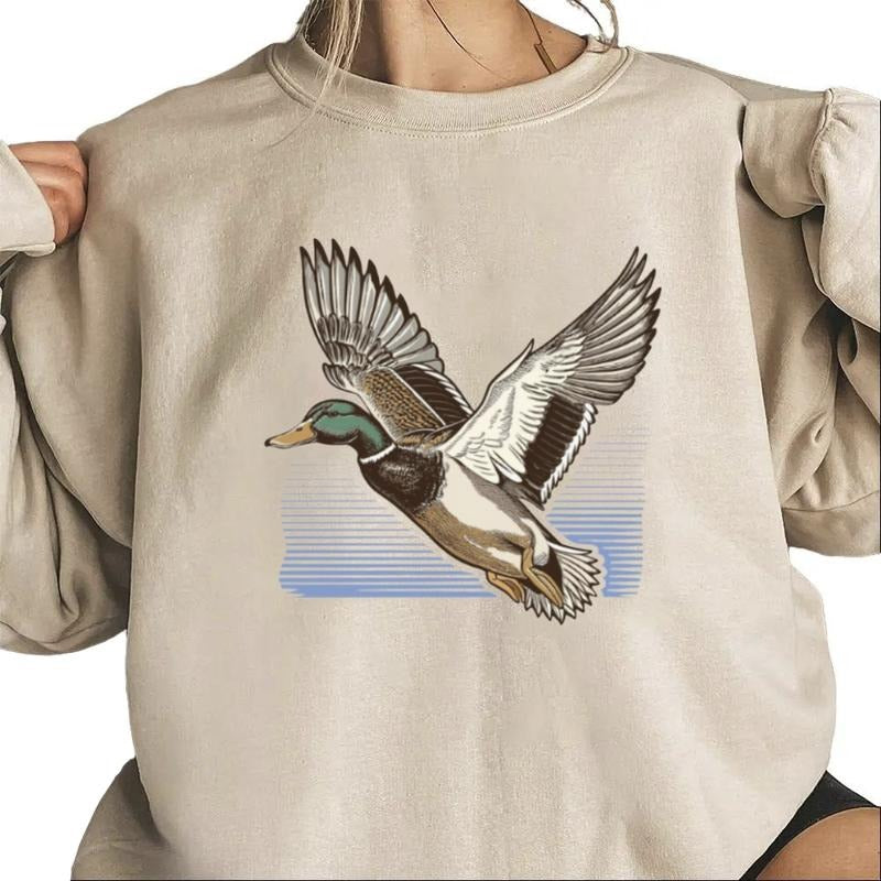 Flying Mallard Duck Sweatshirt - Vintage Style Duck Hunting Waterfowl Shirt Outdoors Nature Lovers Unisex T-shirt Cotton Pullover Womenswear Day Hoodie