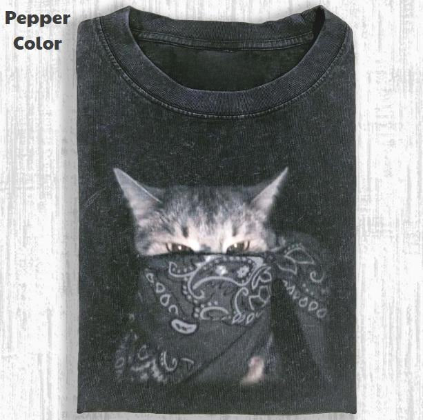 Funny Animal Vintage Graphic Tee, Outlaw Cat T-Shirt, Animal Shirt, Unisex Meme Cringe Funny Shirt, Menswear Womenswear Streetwear Cotton Comfort