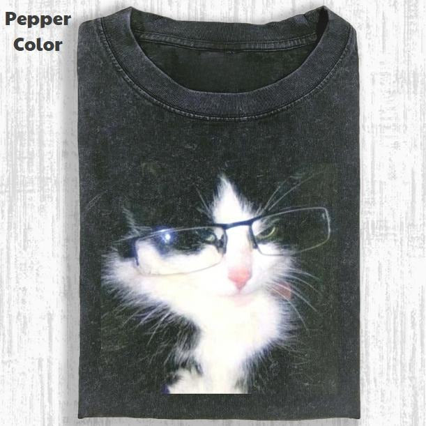 Funny Animal Vintage Graphic Tee, Wacky Cat T-Shirt, Animal Shirt, Unisex Meme Cringe Funny Shirt, Menswear Womenswear Streetwear Cotton Comfort