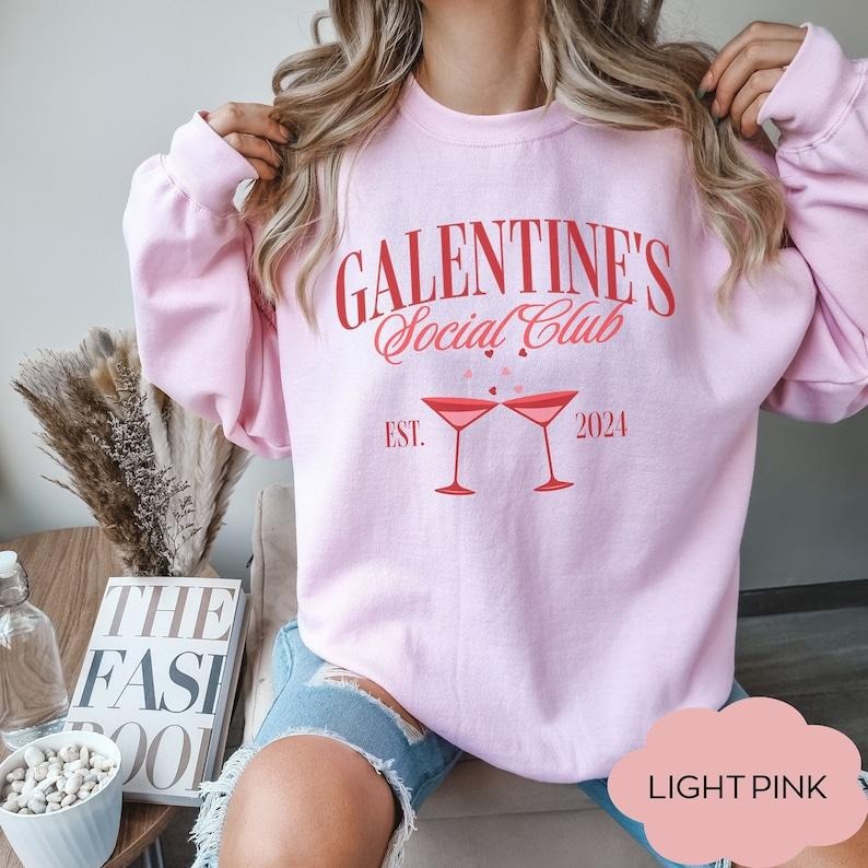Galentines Sweatshirt, XOXO Galentine, Friends Gift, Galentine Party Wear, Heart Print Hoodie and Sweater; T-shirt Cotton Womenswear