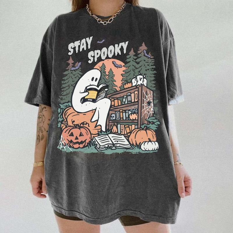 Ghost Reading Onyx Storm Sweatshirt, Stay Spooky Shirt, Halloween Onyx Storm T-Shirt, Bookish Halloween Shirt