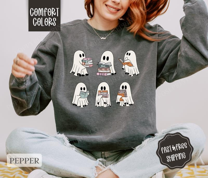 Ghost Reading Sweatshirt Comfort Colors, Halloween Crewneck, Fall Sweater Womenswear cute ghost