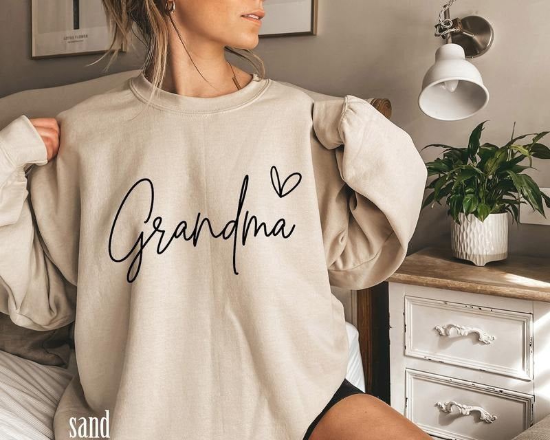 Grandma Sweatshirt, Nana Sweatshirt, Mother's Day Gift, Gift For Mother, Mimi Crewneck, New Grandma Sweatshirt, New Mom Shirt, Grammy Shirt