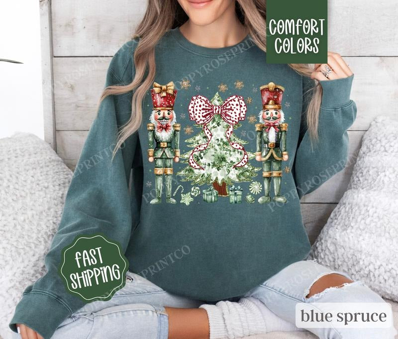 Green Nutcracker Comfort Colors Sweatshirt, Coquette Christmas Sweater Womenswear, Holiday Crewneck