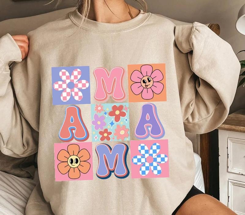 Groovy Mama Sweatshirt, Checkered Mama Tee Shirt, Smiley Face Mama Sweater, Floral Mama T-Shirt, Retro Mommy T-Shirt, Cool Mom Crewneck Sweatshirt, Best Mum T-Shirt, Mom Life Shirt, Mother's Day Shirt, Best Gift For Mother's Day