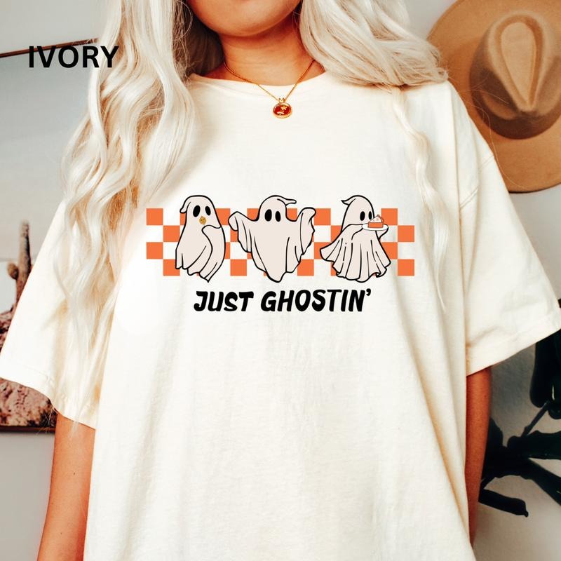Halloween Comfort Colors Shirt, Retro Checkered Just Ghostin Shirt, Funny Ghost shirt, Comfort Colors Halloween Shirt, Casual Shirt Unisex, Halloween Clothing, Graphic Halloween Apparel, Casual Cotton T-shirt, Unisex Halloween