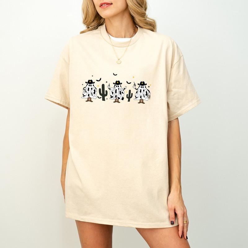 Halloween Cow Shirt, Halloween Cowboy Shirt, Western Sweatshirt, Halloween Cowboy Shirt, Fall Halloween Sweatshirt, Halloween Cow Gift, Cow Lover Shirt, Halloween Tee