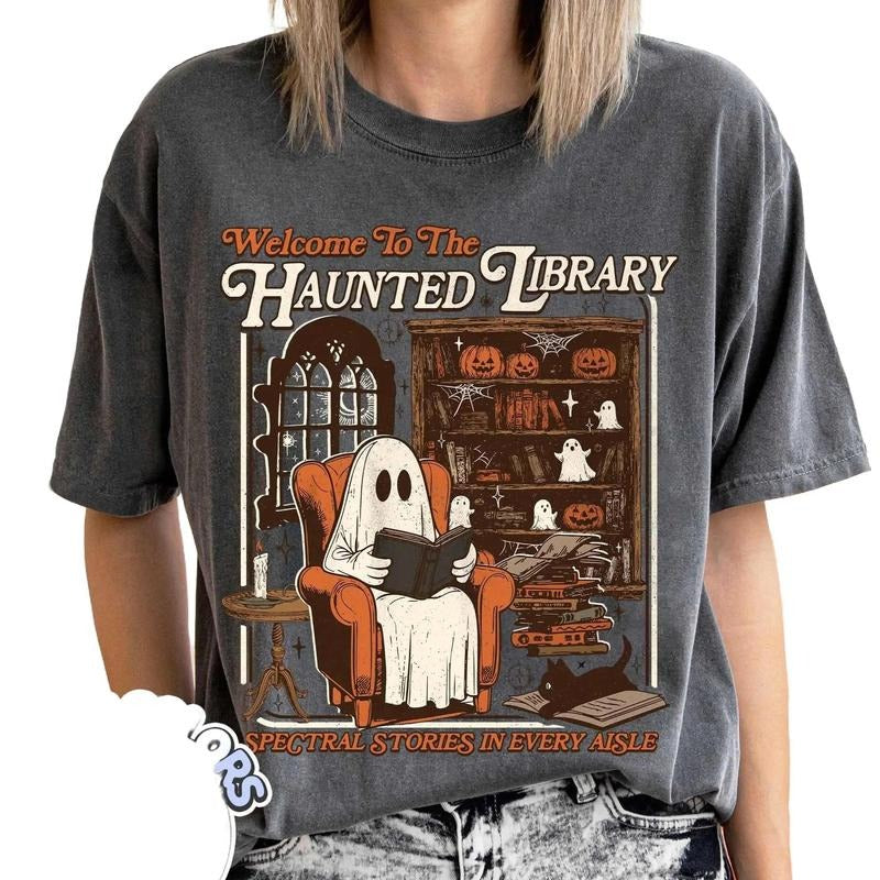 Haunted Library Comfort Colors Shirt, Retro Ghost Reading Books Shirt, Reading Ghost T-shirt Fall, Librarian Ghost Halloween, Teacher Gift