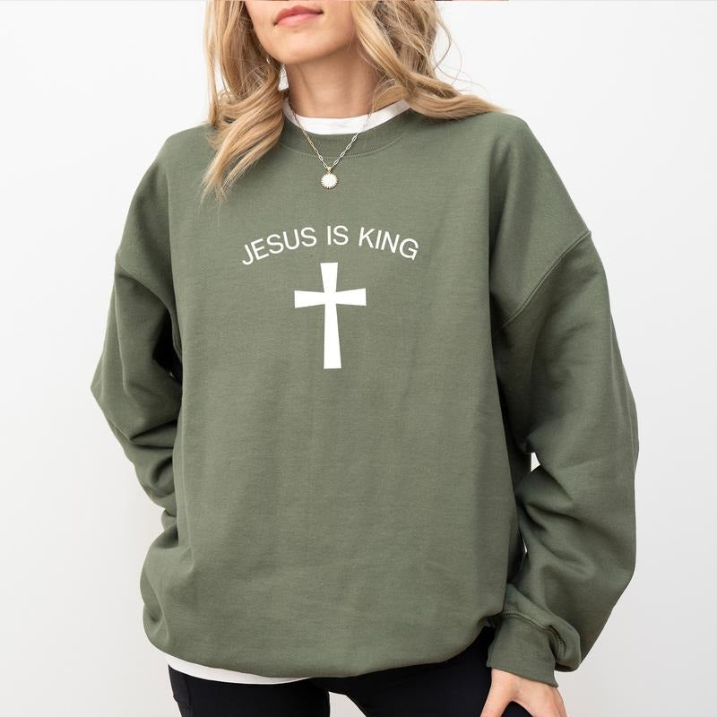 Jesus Is King Sweatshirt, Bible Verse Christian Graphic Printed Crewneck, Vintage Cross Women Tee, Religious Comfy Oversized Womenswear, Faith Gift Woman Christian Shirt, Women's Top, Cotton Fabric Relaxed Fit Chic Style