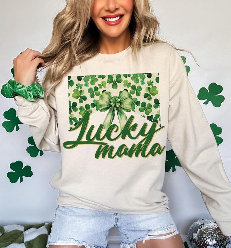 Lucky Mama St Patrick's Day Retro Green Bow Womenswear T-Shirts, Hoodie, Sweatshirt | WearSparks.com