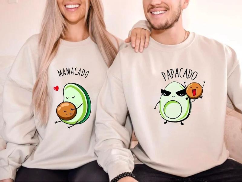 Mamacado Sweatshirt, Papacado Shirt, Matching Mom And Dad Shirts, Pregnancy Announcement, Parents Outfit, Avocado Baby Reveal Sweatshirt, Baby Shower