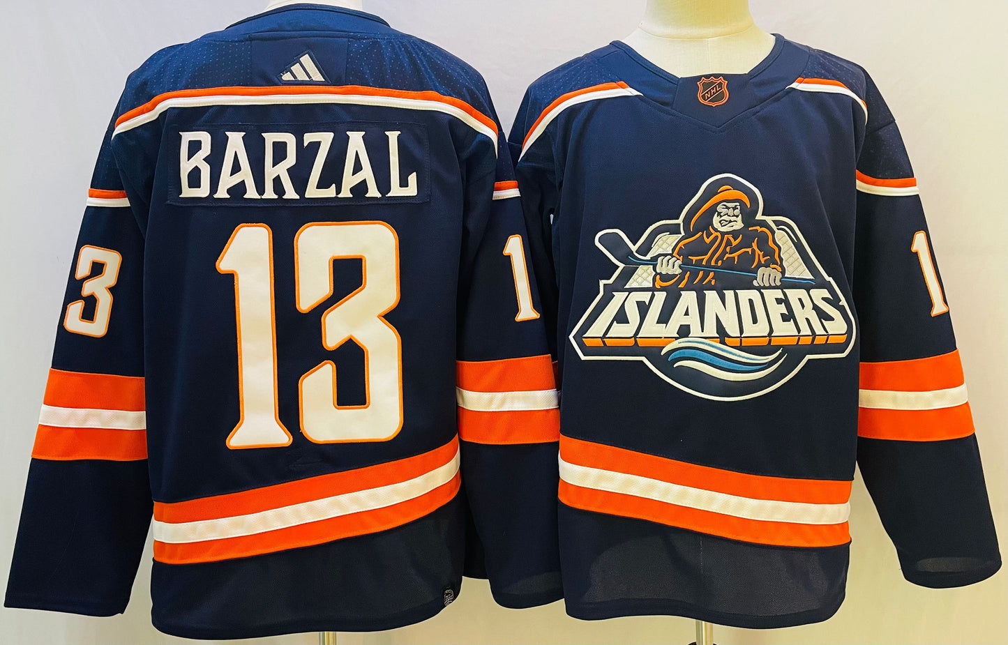 New York Islanders #13 Mathew Barzal Style 6
