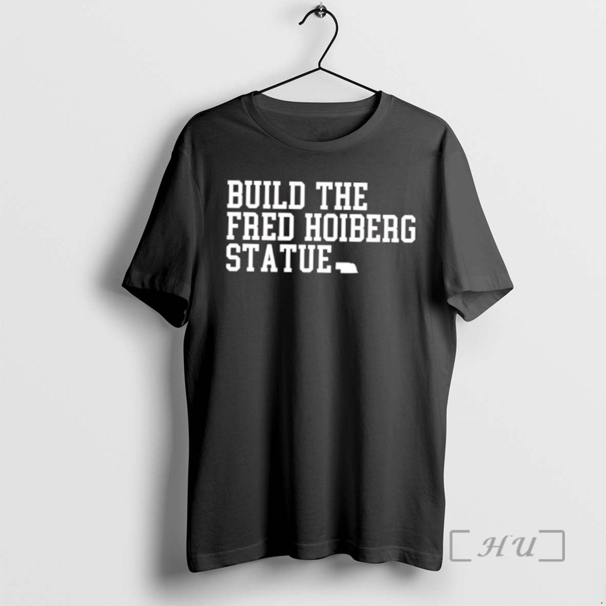 Officials Build The Fred Hoiberg Statue