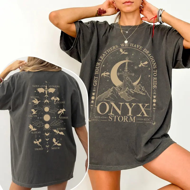 Onyx Storm Graphic T-Shirt, Vintage Ridoc Quest Squad, Fourth Wing Short Sleeve Shirt, Dragon Rider Shirt, Basgiath War College Tee