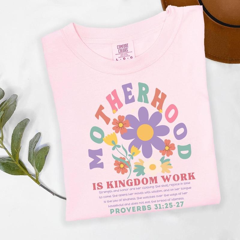 Retro Floral Motherhood Shirt,Christian Mom Shirt, Strong Woman Shirt, Mothers Day Gift, Retro Proverbs 31 Tee, New Mom Gift