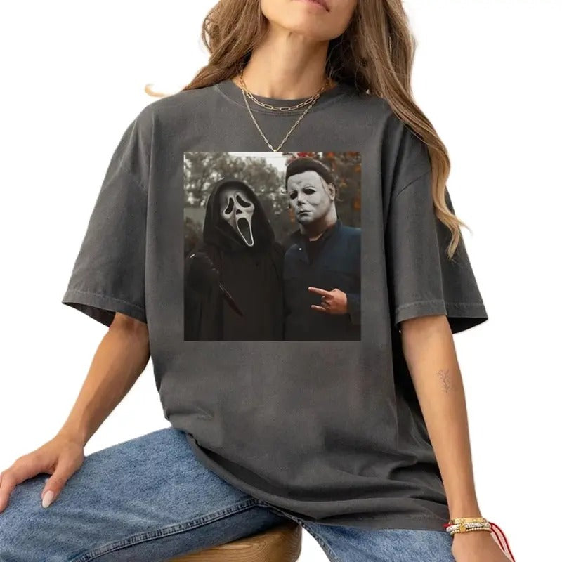 Retro Halloween Ghost Heart Hands, Funny Ghost Face T-shirt, Vintage 90s style top clothing, Unisex graphic Streetwear shirts