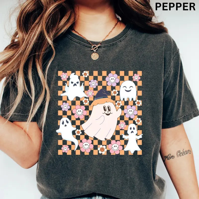 Retro Halloween Graphic Shirt, Retro Checkered Ghosts Shirt, Halloween Shirt, Fall shirt, Comfort Colors Halloween Shirt, Casual Shirt Unisex, Halloween Clothing, Graphic Halloween Apparel, Casual Cotton T-shirt, Unisex Halloween