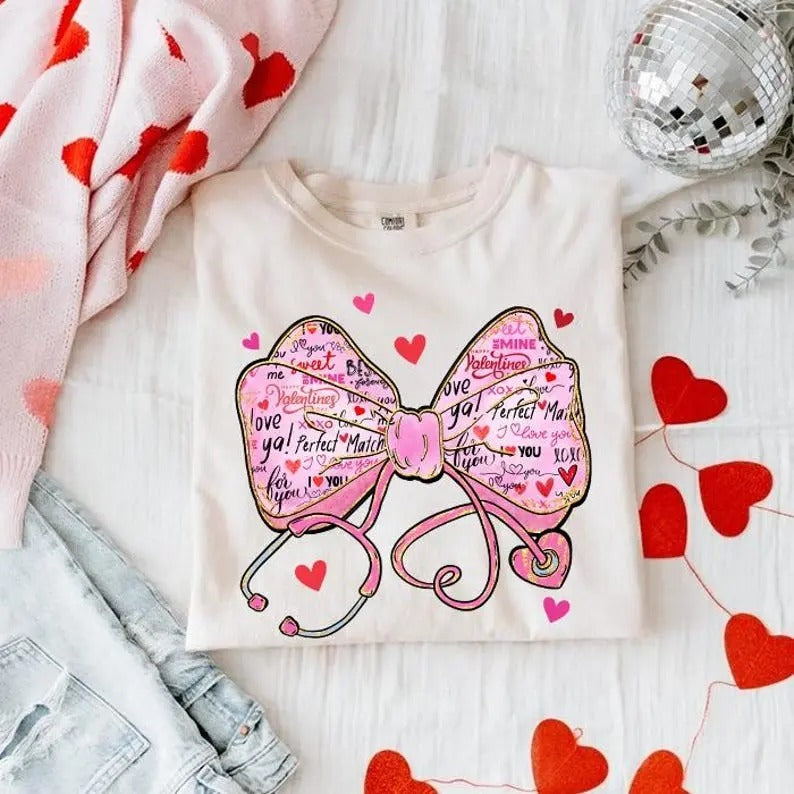 Retro Pink Nurse Sweatshirt, Loved Nurse Shirt, Nurse Valentines Day Crewneck, Valentine Nurse Sweaters, Nicu Labor Peds...