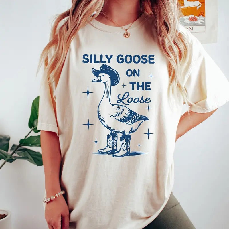 Retro Silly Goose Shirt, Silly Goose On The Loose Shirt, Funny Cowgirl Shirt, Funny Western Tee, Funny Graphic Tee, 90s Aesthetic Shirt