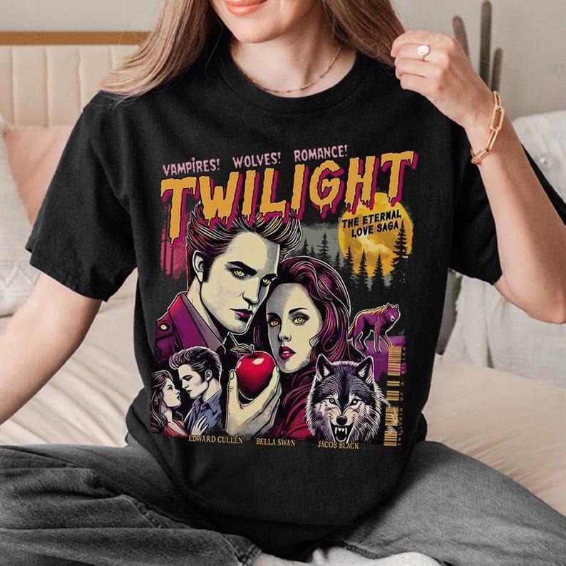 Retro Vintage Twilight Shirt, Twilight Fans Homage T-shirt, Gift For Book Lover Twilight Saga Comic Retro, Vampires Wolves Romance shirt