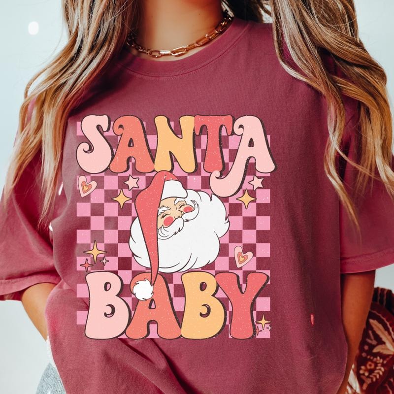 SANTA BABY CHECKERED SHIRT (COMFORT COLORS T-SHRIT, CAUSAL SHIRT UNISEX, CHRISTMAS CLOTHING, GRAPHIC APPAREL) Cotton Fabric Printed Top Womenswear T-Shirt Oversized