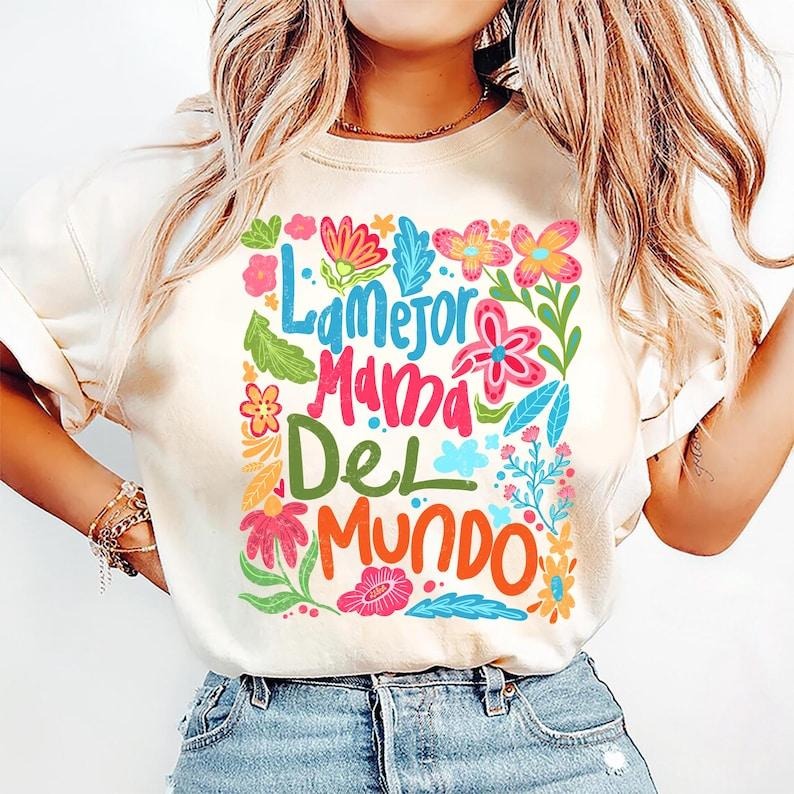 Spanish Mother's Day Retro Madre Wildflower Floral Art Vintage T-Shirt