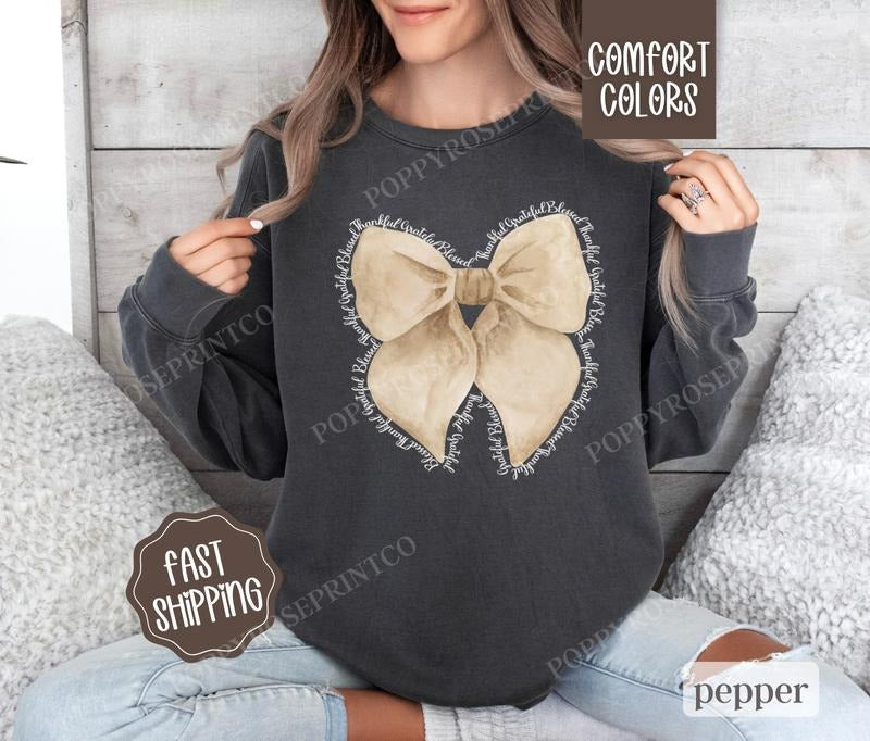 Thankful Bow Sweatshirt Comfort Colors, Thanksgiving Sweater Womenswear, Holiday Crewneck