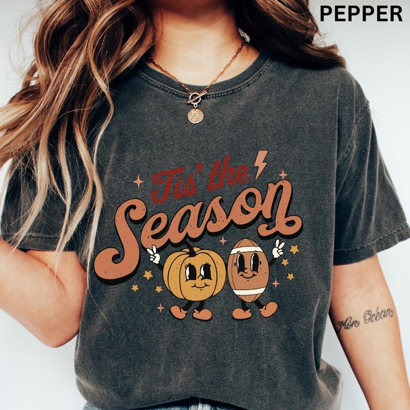 Tis the season football #4 Shirt, Oversized Football Shirt, Fall shirt, Comfort Colors Football Shirt, Casual Shirt...