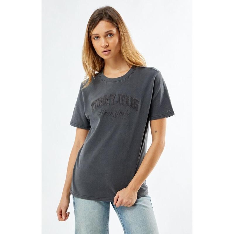 Tommy Jeans Women's Varsity Logo Applique T-Shirt