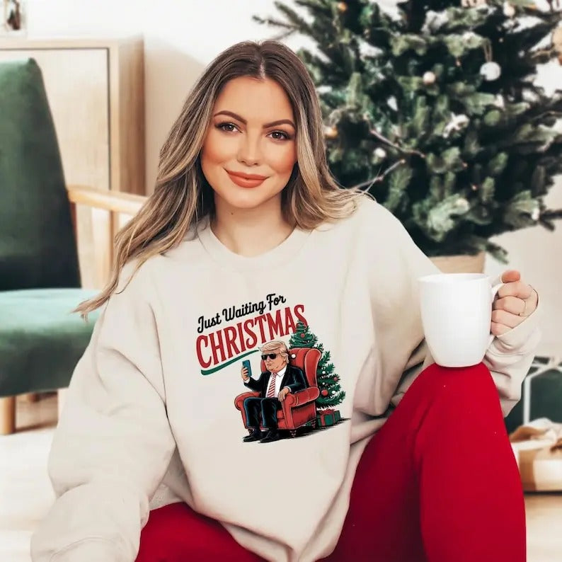 Trump Funny Christmas Sweatshirt, Make Christmas Great Again T-Shirt, MAGA Holiday , Pro-Trump Xmas Humor, Ugly Trump Christmas Sweater 2024
