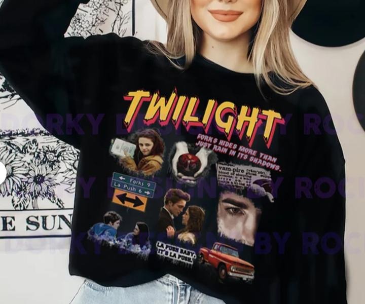 Twilight Shirt Limited Vintage Shirt, Oversized Unisex T-shirt, Twilight Fans Homage T-shirt