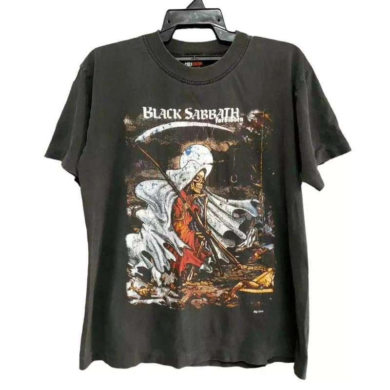 Vintage Bootleg Black Sabbath Black Short Sleeve Unisex Tshirt