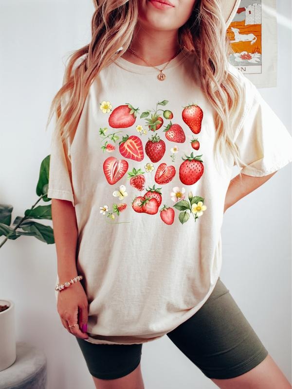 Vintage Strawberry Festival Shirt, Festival Fruit Lover, Strawberry Fruit Tee, Girl Y2k Style, Strawberry Summer Graphic Tee, Berry Fruit Lovers Shirt