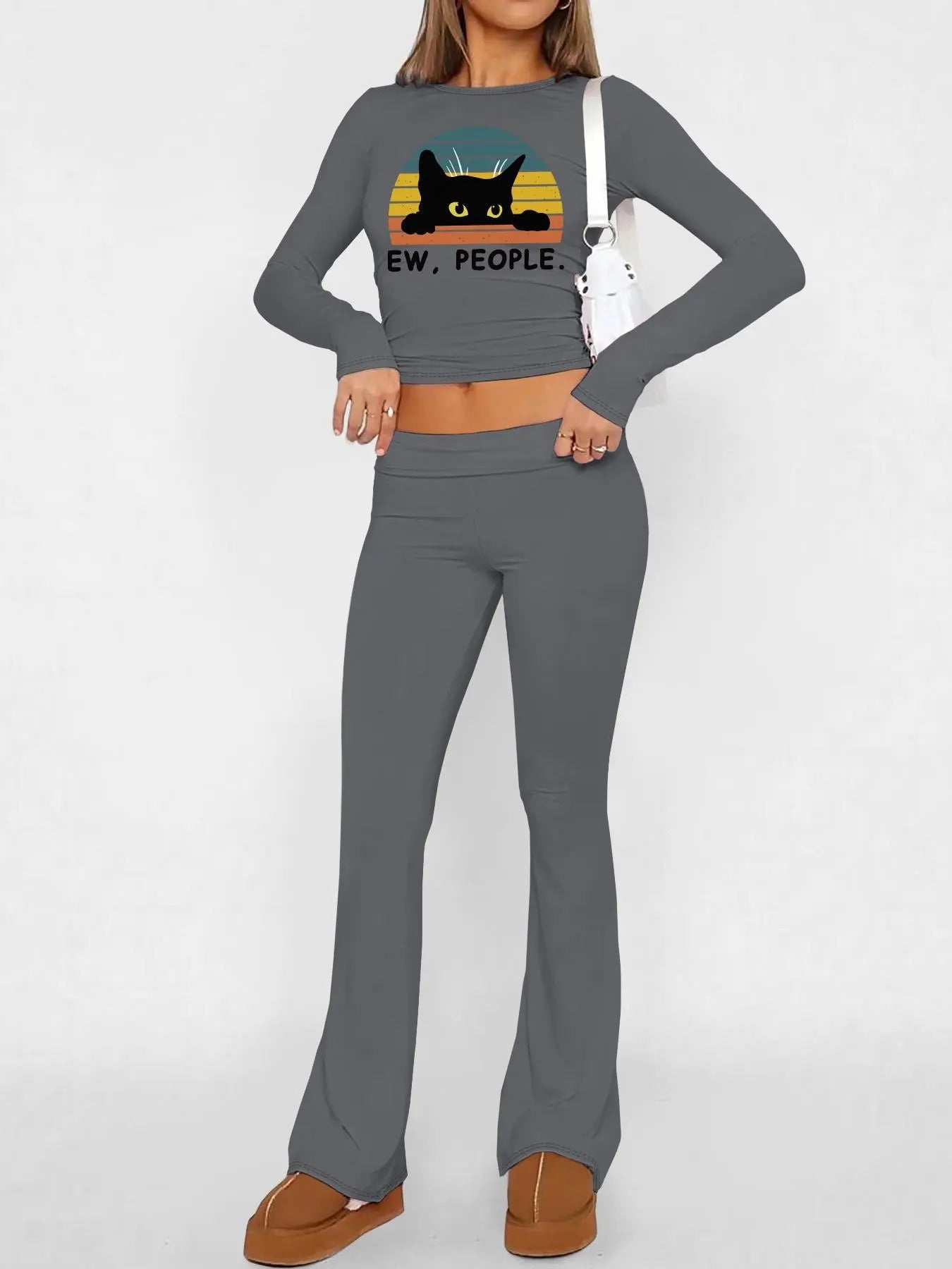 Women's Cartoon Cat Print Crop Top & Plain Flare Leg Pants Two-piece Set, Casual Fashion Cozy Round Neck Long Sleeve Top & Bell Bottom Trousers for Daily Outdoor Wear, Women's Clothing for Fall & Winter