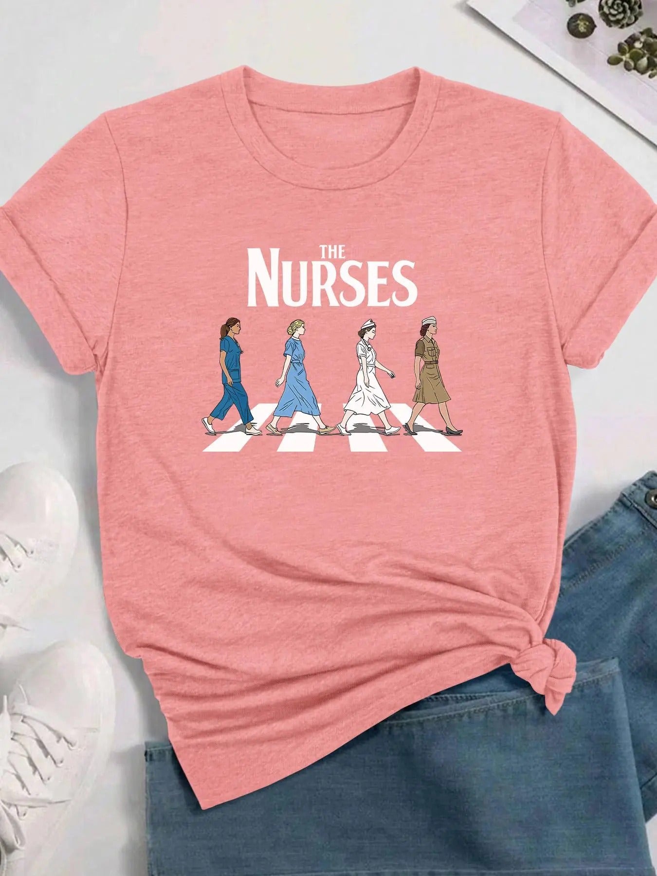 Women's Cartoon Print Round Neck Tee, Fashion Casual Short Sleeve T-shirt for Daily Wear, Ladies Clothes for All Seasons