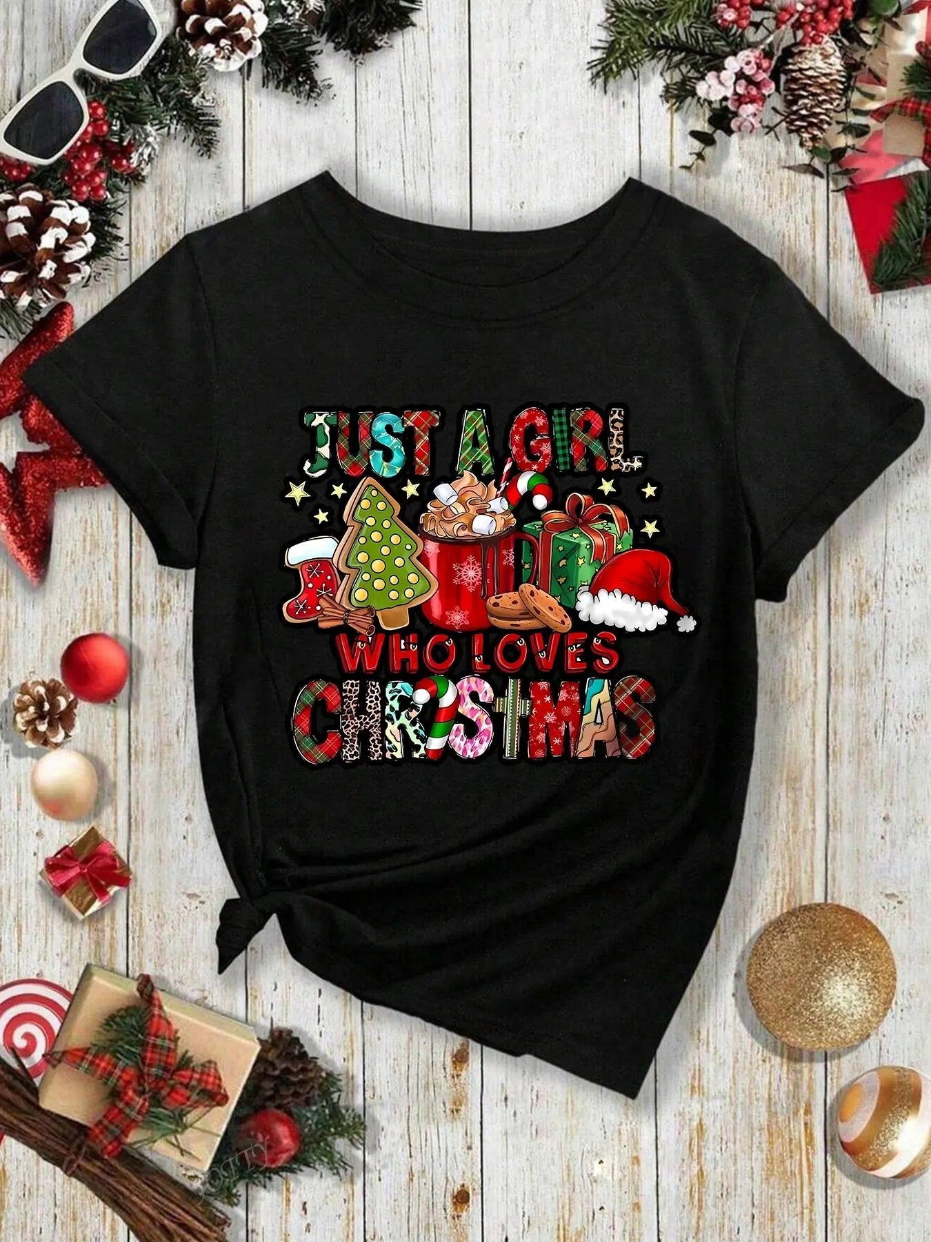Women's Christmas Cartoon Santa Hat & Letter Print Round Neck Tee, Casual Short Sleeve Crew Neck T-Shirt for Daily Holiday Vacation Outdoor Wear, Ladies Clothes for All Seasons