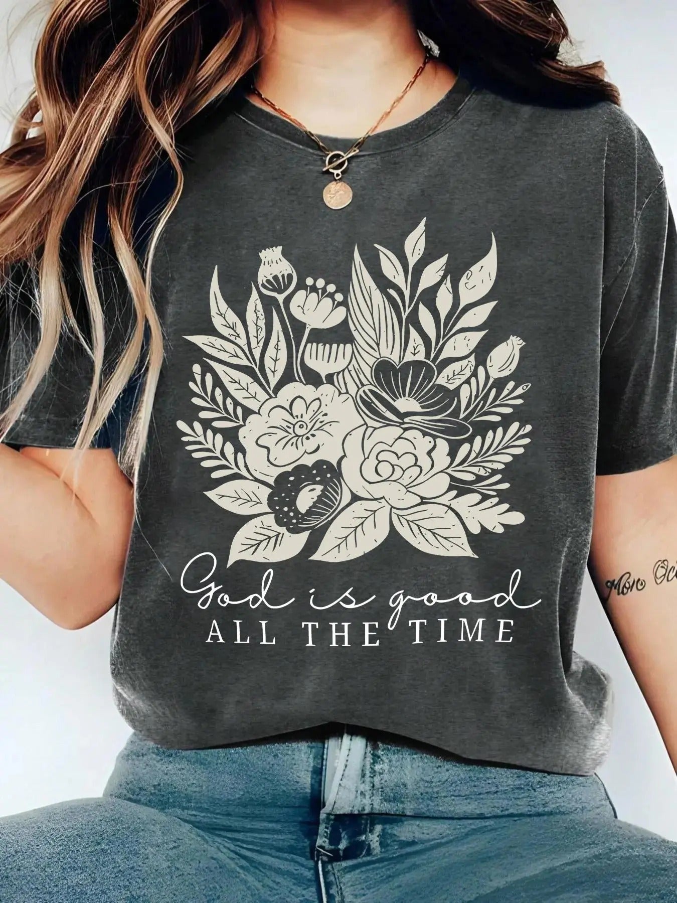 Women's Floral & Letter Print Round Neck Tee, Trendy Casual Short Sleeve Crew Neck T-shirt for Daily Wear, Ladies Summer...
