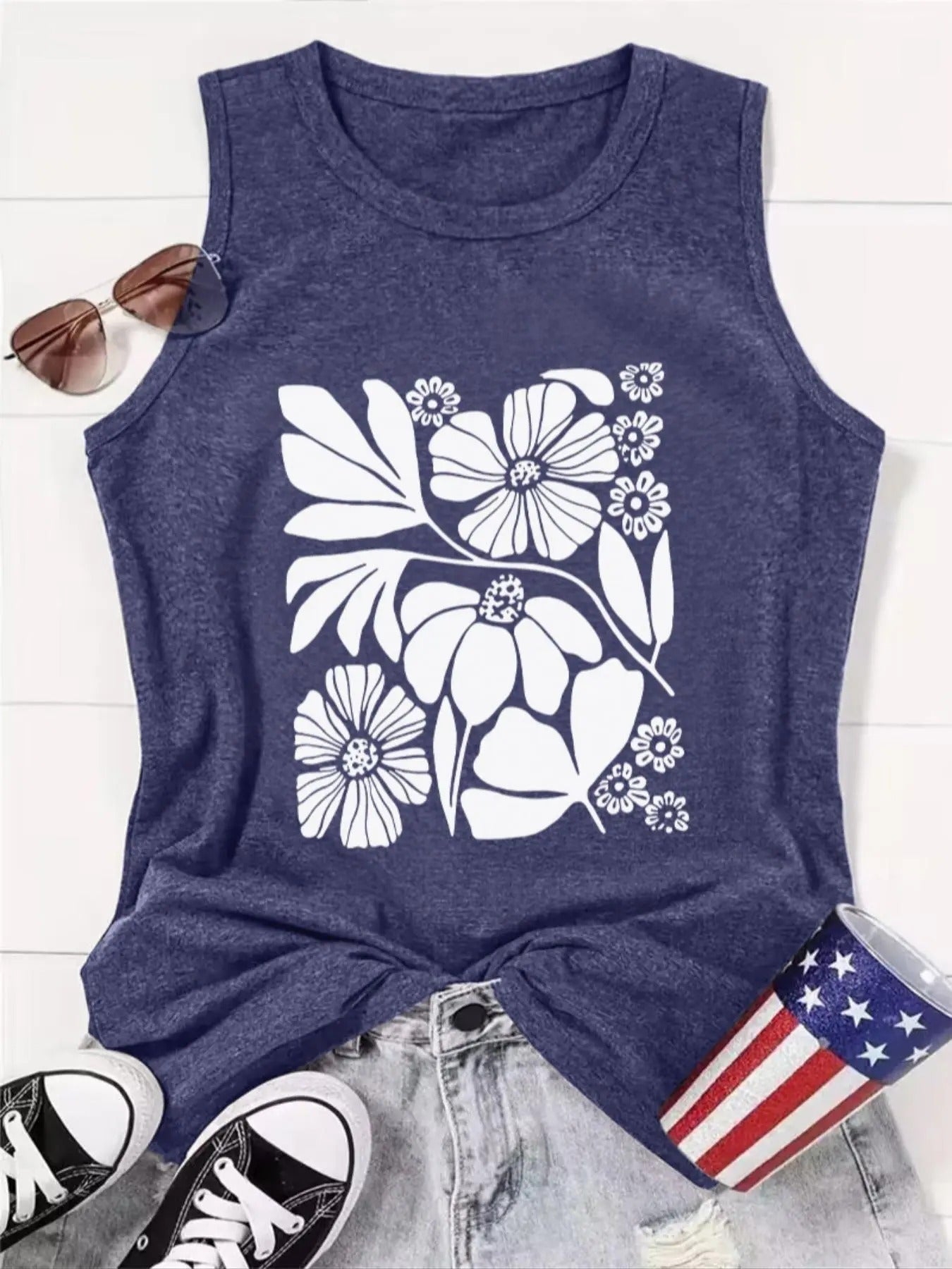 Women's Floral Print Round Neck Tank Top, Casual Sleeveless Crew Neck Tank for Daily Wear, Ladies Clothes for All Seasons
